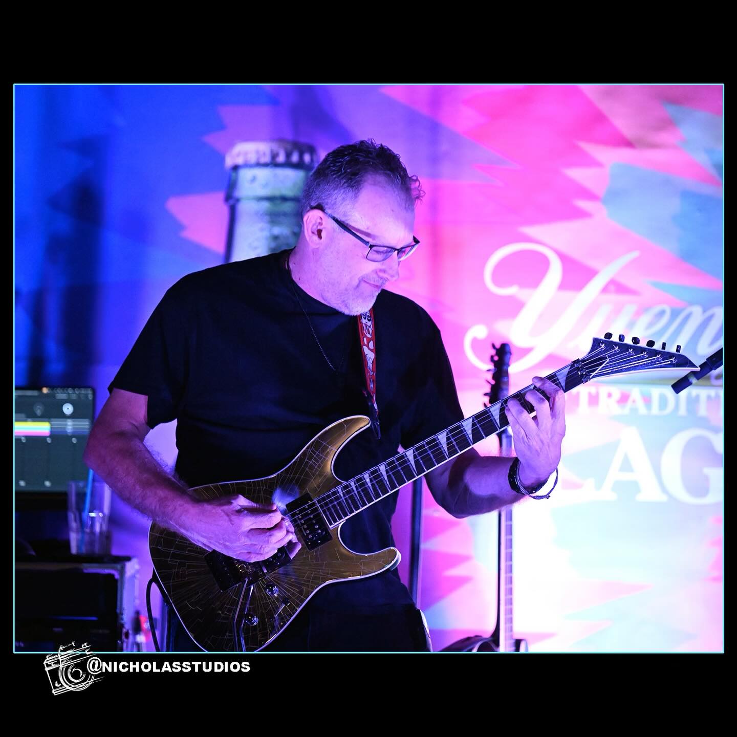 That One Party Band live show