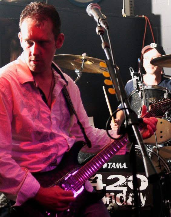Bobby Leavens on stage with Tama kit